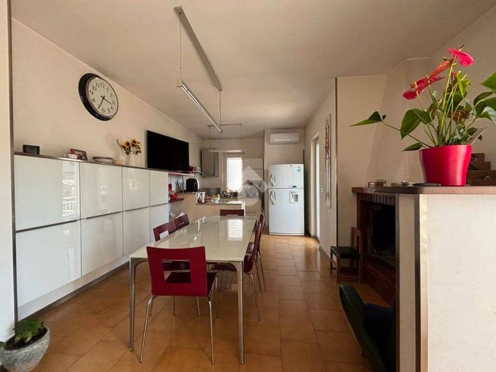 Casa quadrilocale in vendita in Via Gioacchino Rossini, Fontanelle, Atri