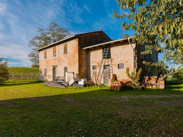 Casa con 6 locali in vendita in Via Cappelline Tonde, Zona Industriale Casola Canina, Imola