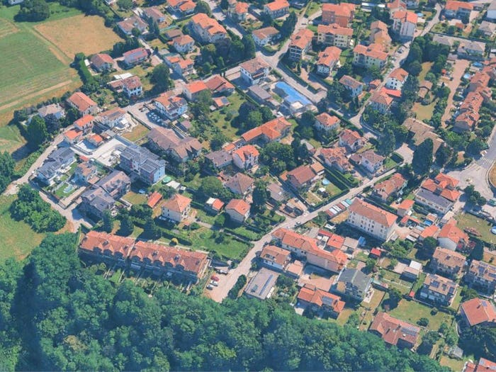 Casa con 6 locali in vendita in Centro, Malnate