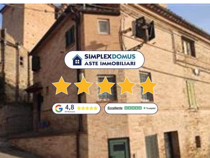 Casa quadrilocale in vendita in Giacomo Matteotti, Centro, Monsampietro Morico