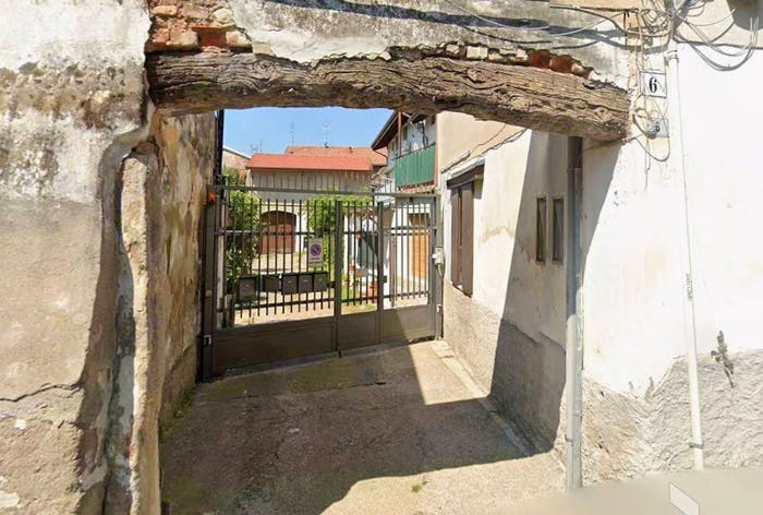 Appartamento quadrilocale in vendita in Via San Carlo Borromeo, Sacconago, Busto Arsizio