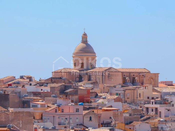 Casa bilocale in vendita in Via Benvenuti, Centro, Noto