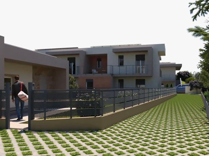 Casa con 5 locali in vendita in Via Peppino Rossi, Gavirate