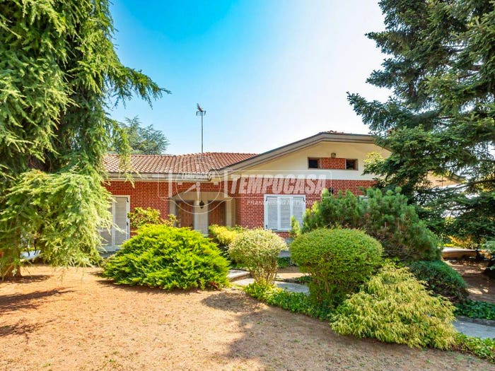 Casa con 6 locali in vendita in Via Roaschia, Roaschia, Chieri