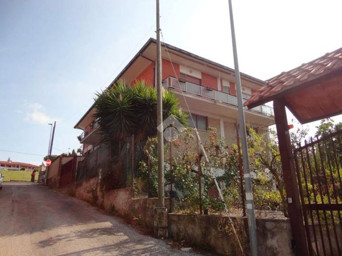 Appartamento bilocale in vendita in Via Svizzera, Cecchina, Albano Laziale