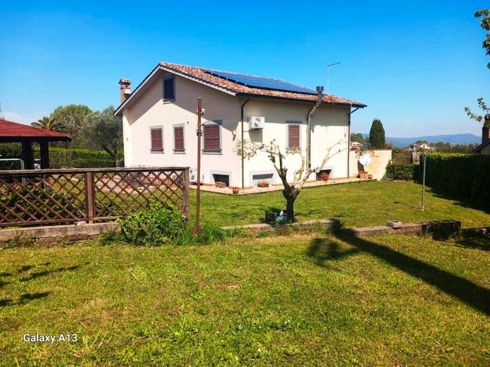 Casa con 6 locali in vendita in Bracciano