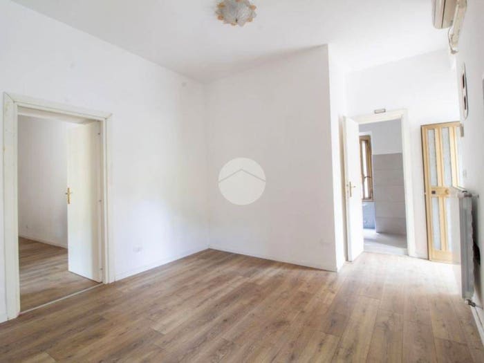Appartamento trilocale in vendita in Via bolzano, Centro, Palombara Sabina