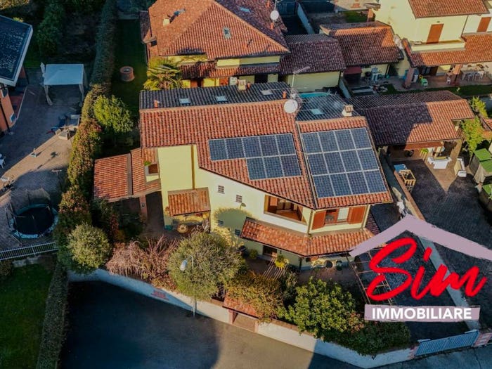 Casa con 5 locali in vendita in Via Madonna di Campagna snc, Garbagna Novarese