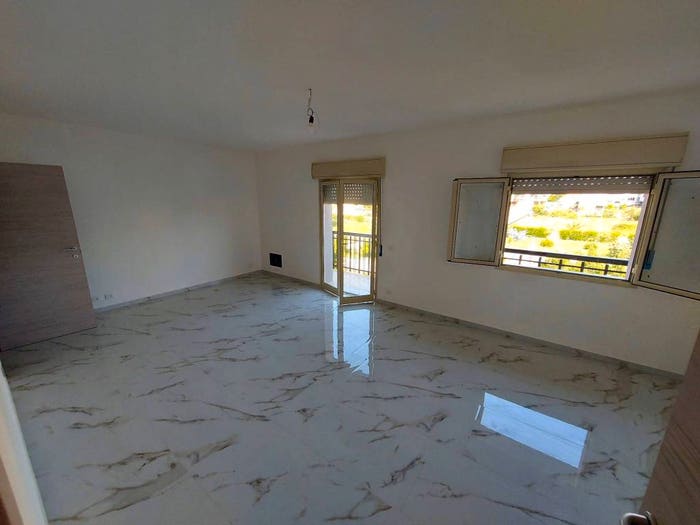 Appartamento quadrilocale in vendita in Via dei Tulipani, Villasmundo, Melilli