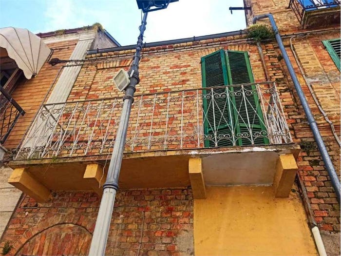 Appartamento con 6 locali in vendita in Viale Roma, Centro, Nereto