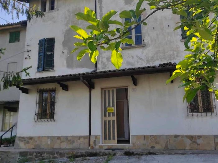 Casa quadrilocale in vendita in Centro, Casteggio