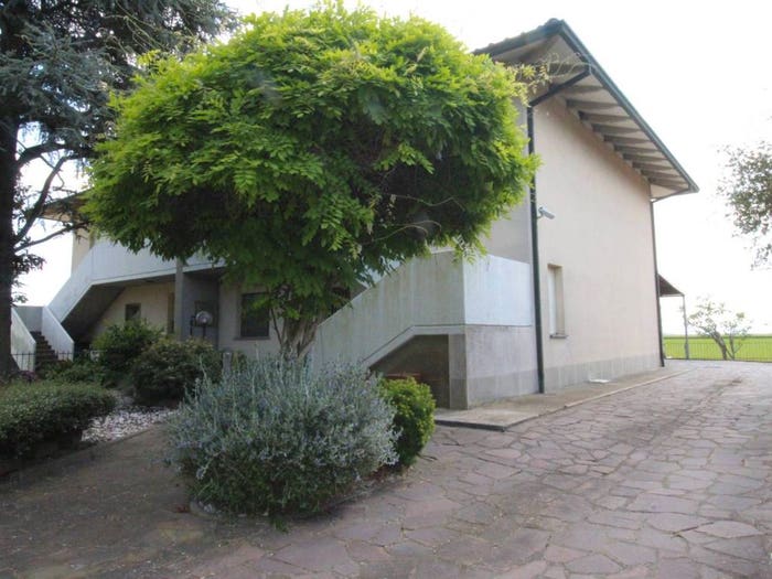 Casa con 6 locali in vendita in Portonovo, Medicina