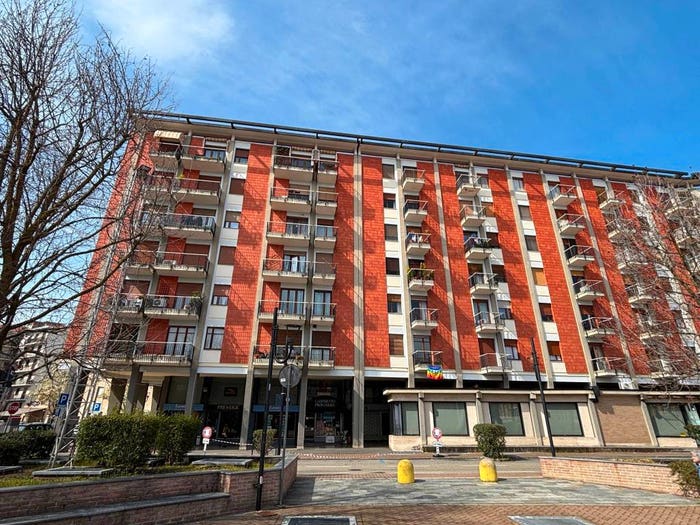 Appartamento quadrilocale in vendita in Via del Mercato, Centro, Cossato
