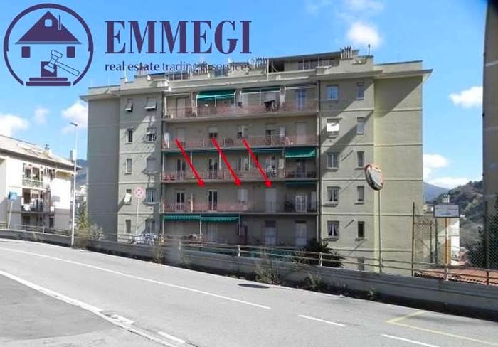 Appartamento quadrilocale in vendita in Via Mantova, Molassana, Genova