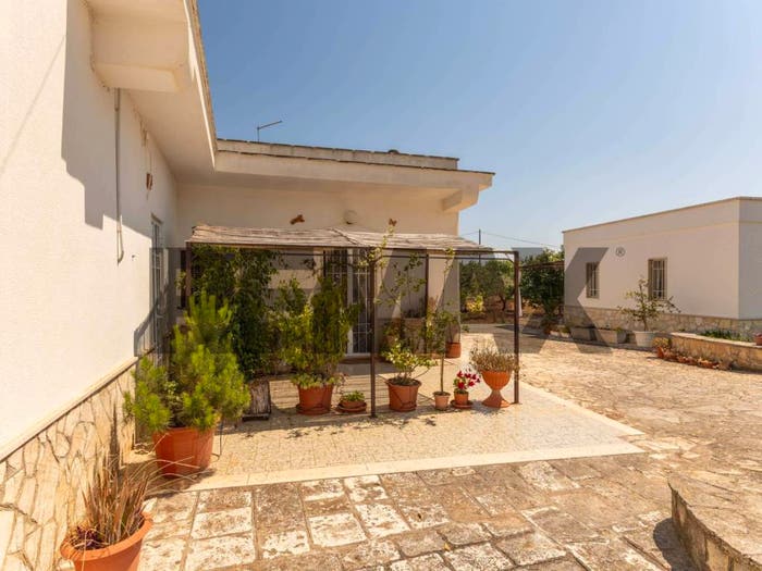 Casa quadrilocale in vendita in Contrada Abate Mauro, Cisternino