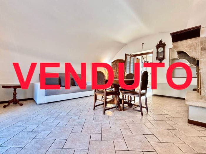 Casa quadrilocale in vendita in Via Lizzana, Centro, Ome