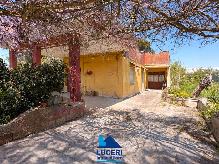 Casa quadrilocale in vendita in SP, Parabita