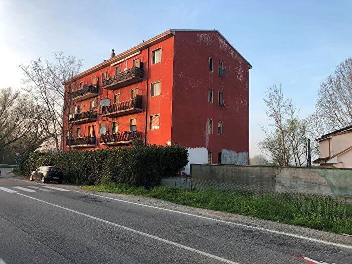 Appartamento trilocale in vendita in Viale Zara, Centro, Sant'Angelo Lodigiano