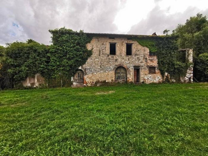 Casa con 6 locali in vendita in Via della Chiesa di Gattaiola, Fagnano Meati, Lucca