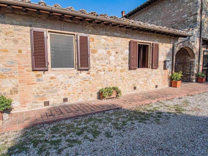 Casa quadrilocale in vendita in Castelnuovo Berardenga