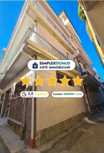 Appartamento con 6 locali in vendita in CColombo, Centro, Capo d'Orlando