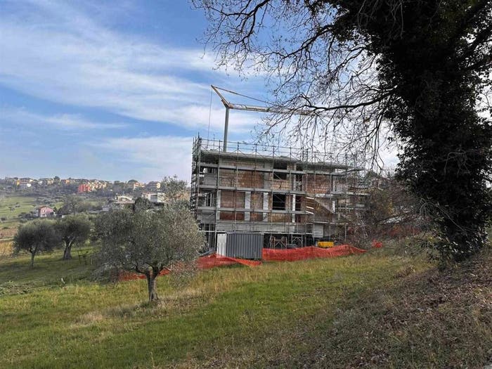 Appartamento quadrilocale in vendita in Ostra