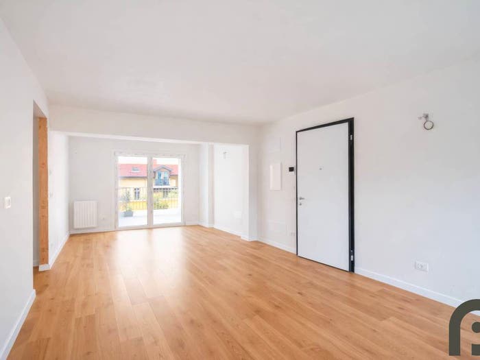 Appartamento trilocale in vendita in Via Semplicità, Dergano, Milano