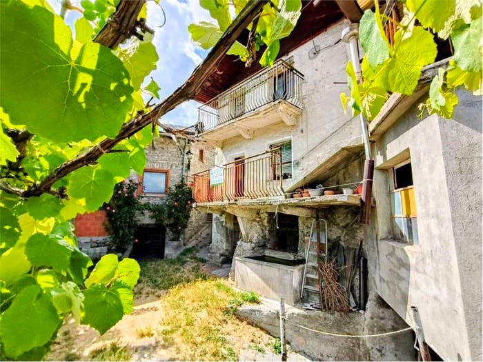 Casa con 5 locali in vendita in paye, Verrayes