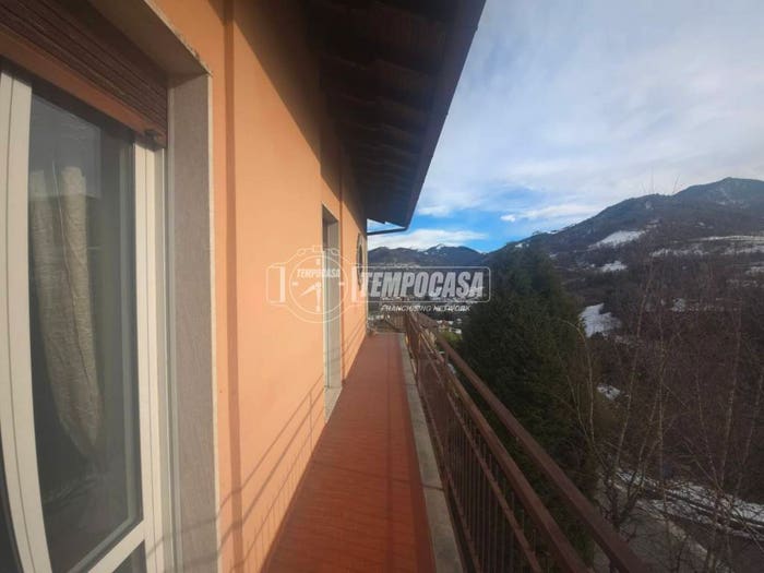 Appartamento quadrilocale in vendita in Via Lanfranconi, Pellio Intelvi, Alta Valle Intelvi