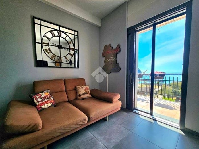 Appartamento trilocale in vendita in Via di Pozzuoli, Bagnoli, Napoli