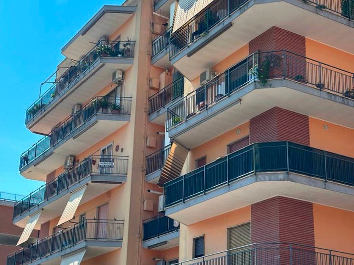 Appartamento trilocale in vendita in Via dei Pioppi, Centro, Aprilia