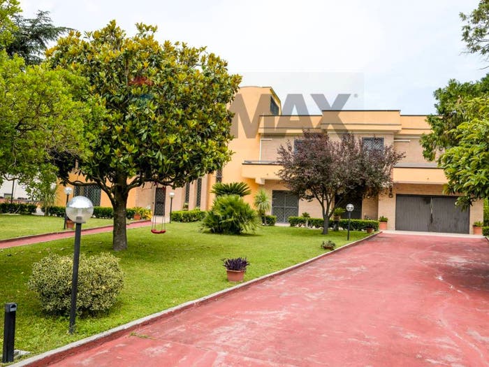 Casa con 6 locali in vendita in STRADA STATALE CASILINA, San Pietro Infine