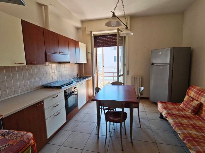Appartamento con 5 locali in vendita in Via Pietro Nenni, Centro, Fabriano