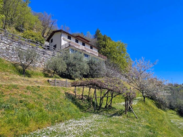 Casa con 6 locali in vendita in Vergemoli, Fabbriche di Vergemoli