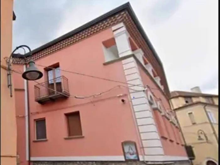 Casa con 6 locali in vendita in Vico Corso Trieste, Centro, Satriano di Lucania