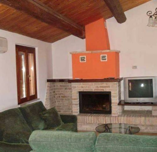 Appartamento quadrilocale in vendita in Via San Gregorio, Fermignano