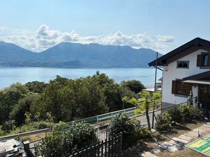 Casa bilocale in vendita in Strada Antonio Manzi, Camogno, Oggebbio