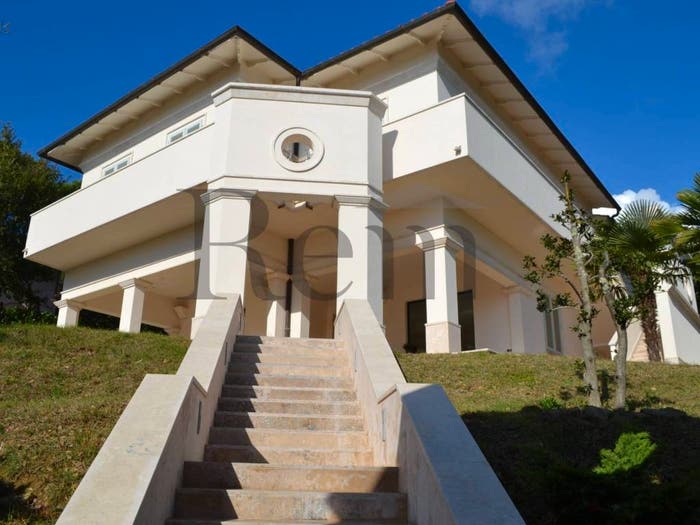 Casa con 6 locali in vendita in Via Sant'Agata, Castiglion Fibocchi