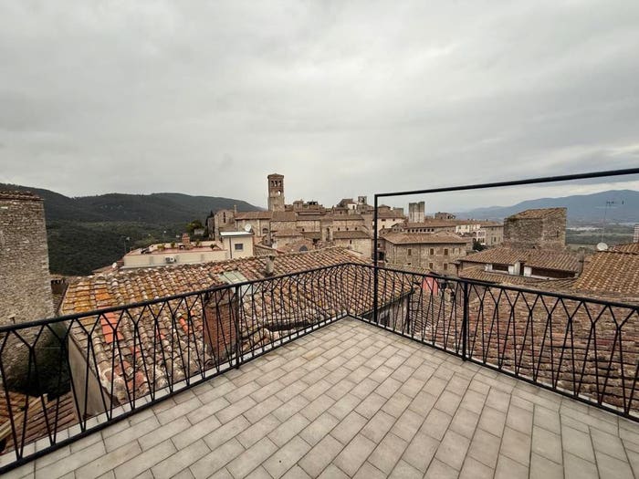 Appartamento quadrilocale in vendita in Via Settembre, Centro, Narni