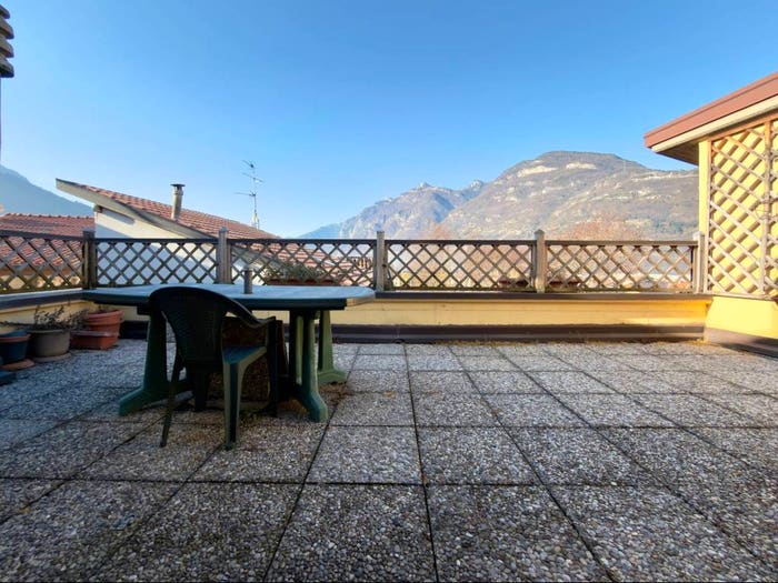 Casa con 6 locali in vendita in Via Leutelmonte, Centro, Esine