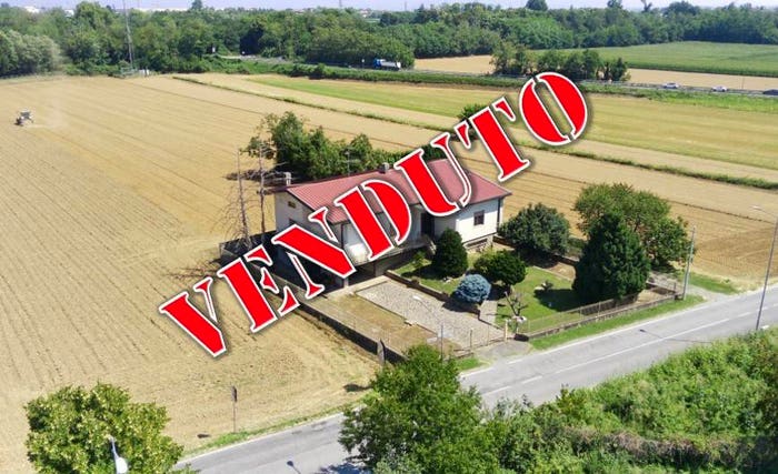 Casa quadrilocale in vendita in Via San Gervasio, Brembate