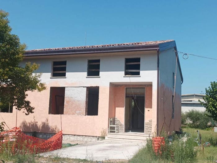 Casa con 6 locali in vendita in Via Vittoria Aganoor Pompili, San Damiano Rivotorto Capodacqua, Assisi