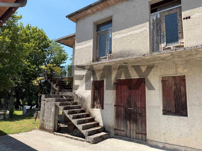 Casa quadrilocale in vendita in Orsago