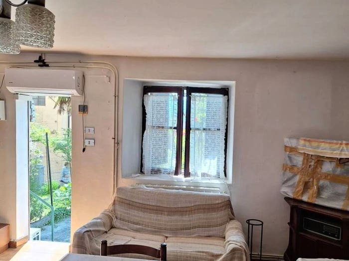 Casa quadrilocale in vendita in Centro, CadeglianoViconago