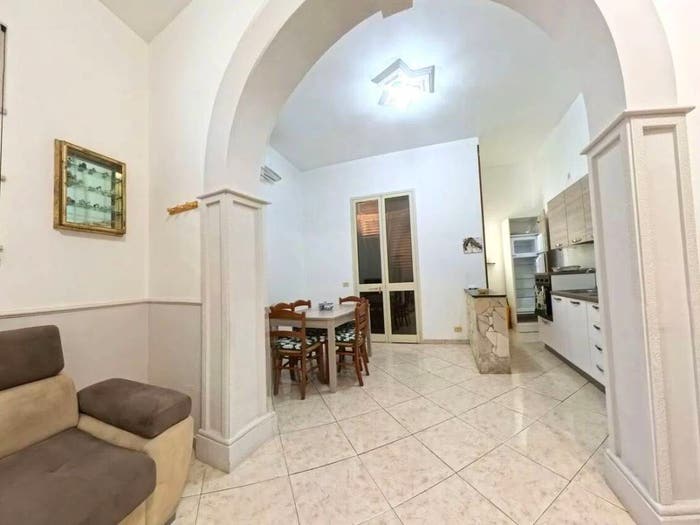 Casa con 6 locali in vendita in Via Pompeo Interlandi, Centro, Avola