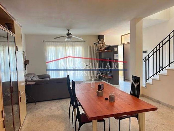 Casa con 6 locali in vendita in Via Acquale, Castagnola, Massa