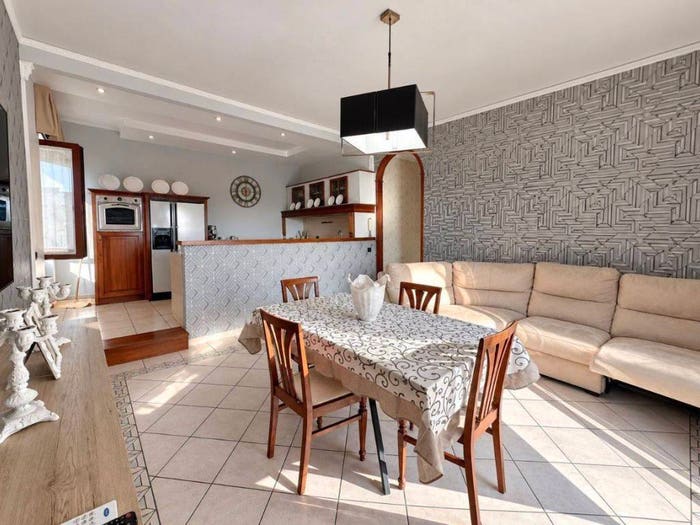 Appartamento quadrilocale in vendita in Via Novembre, Centro, Ercolano