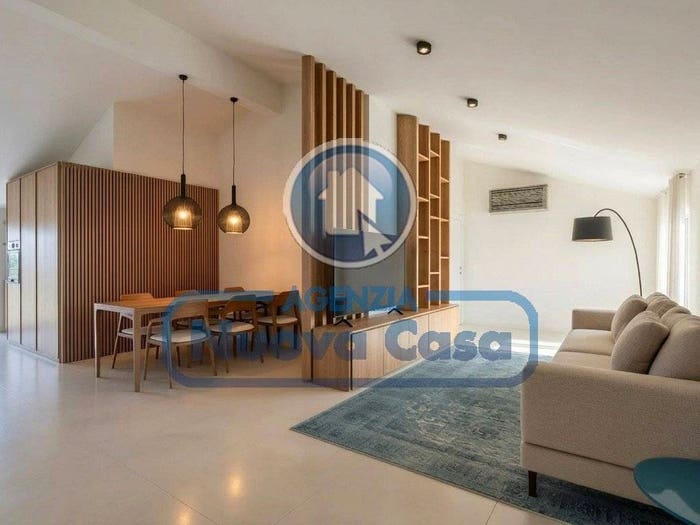 Appartamento quadrilocale in vendita in Via Settembre, Centro, Cervia