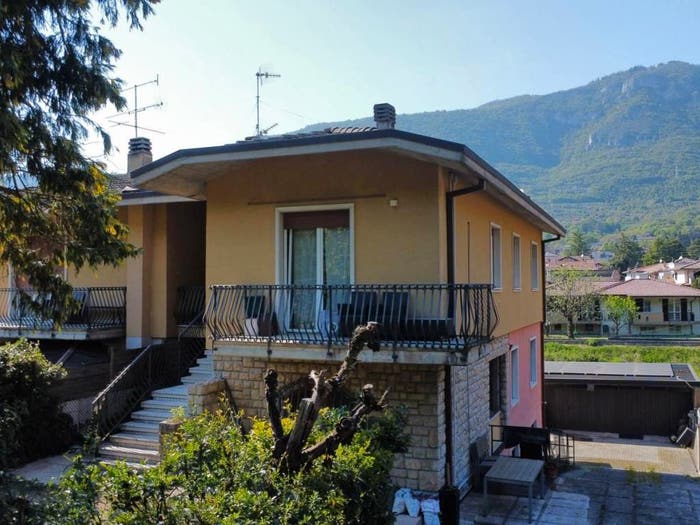 Casa quadrilocale in vendita in Via Tito Speri, Centro, Botticino