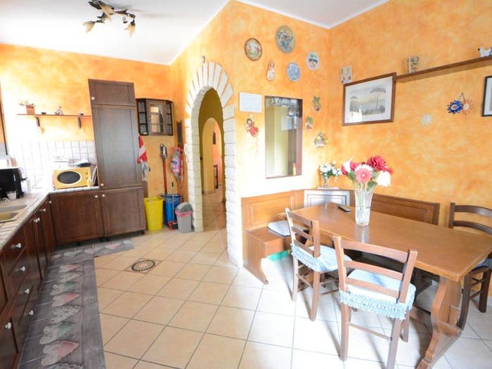 Appartamento con 5 locali in vendita in Via Maggio, Cavenago di Brianza